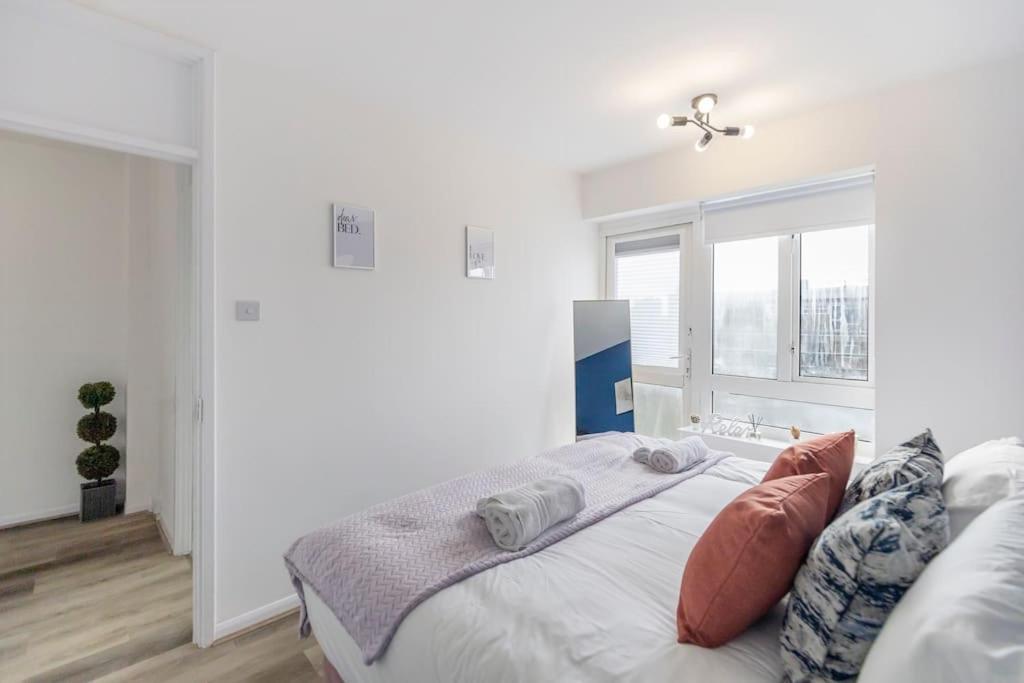 Shard View 2Br Next Tower Bridge Apartment ลอนดอน ภายนอก รูปภาพ